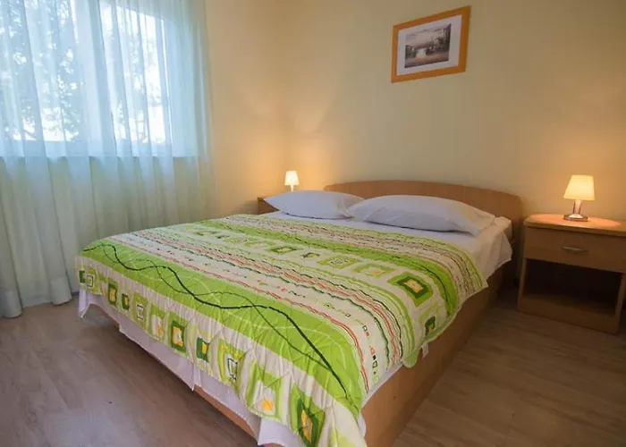 Jano By Guide Banjol